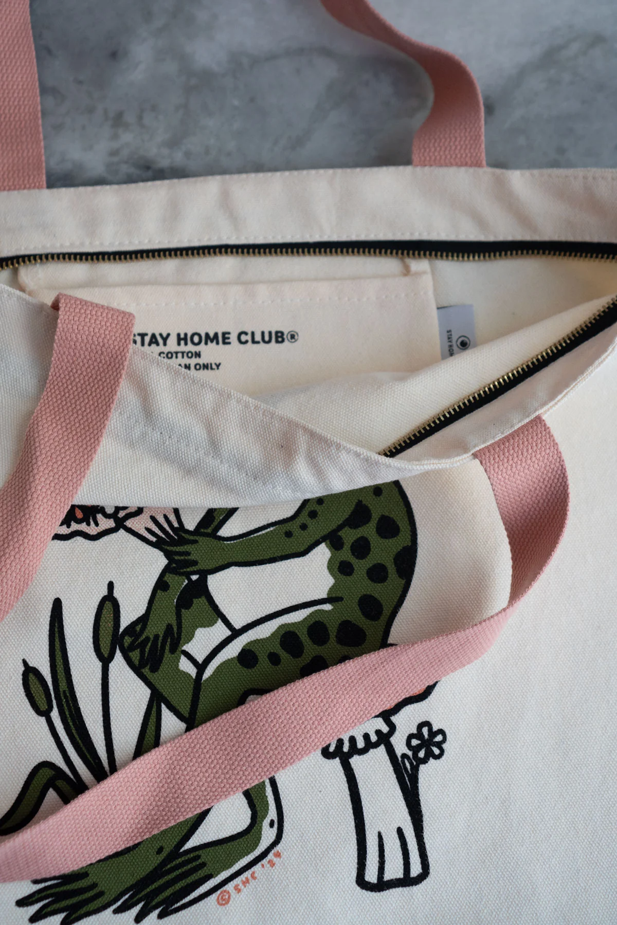 Hey Gorgeous Big Zip Tote - Image 5