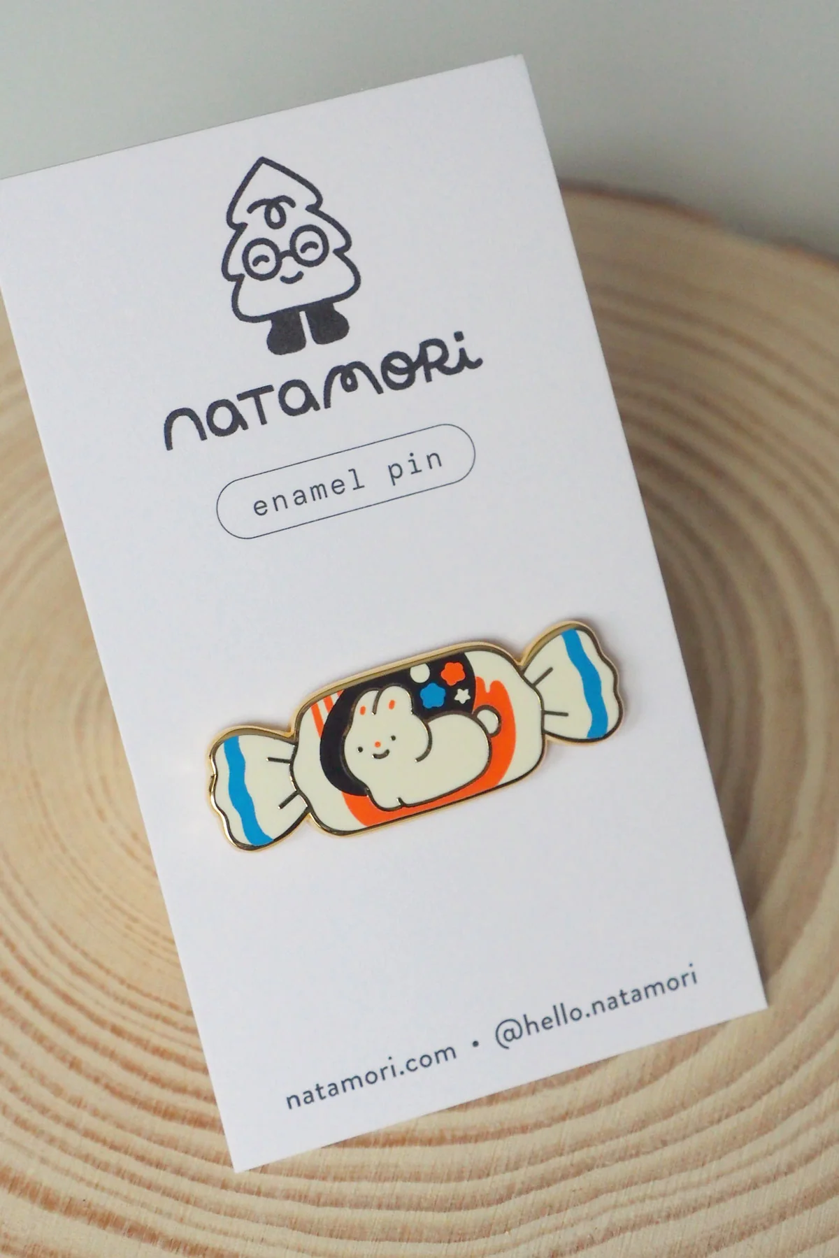 Natamori White Rabbit Pin - Image 2